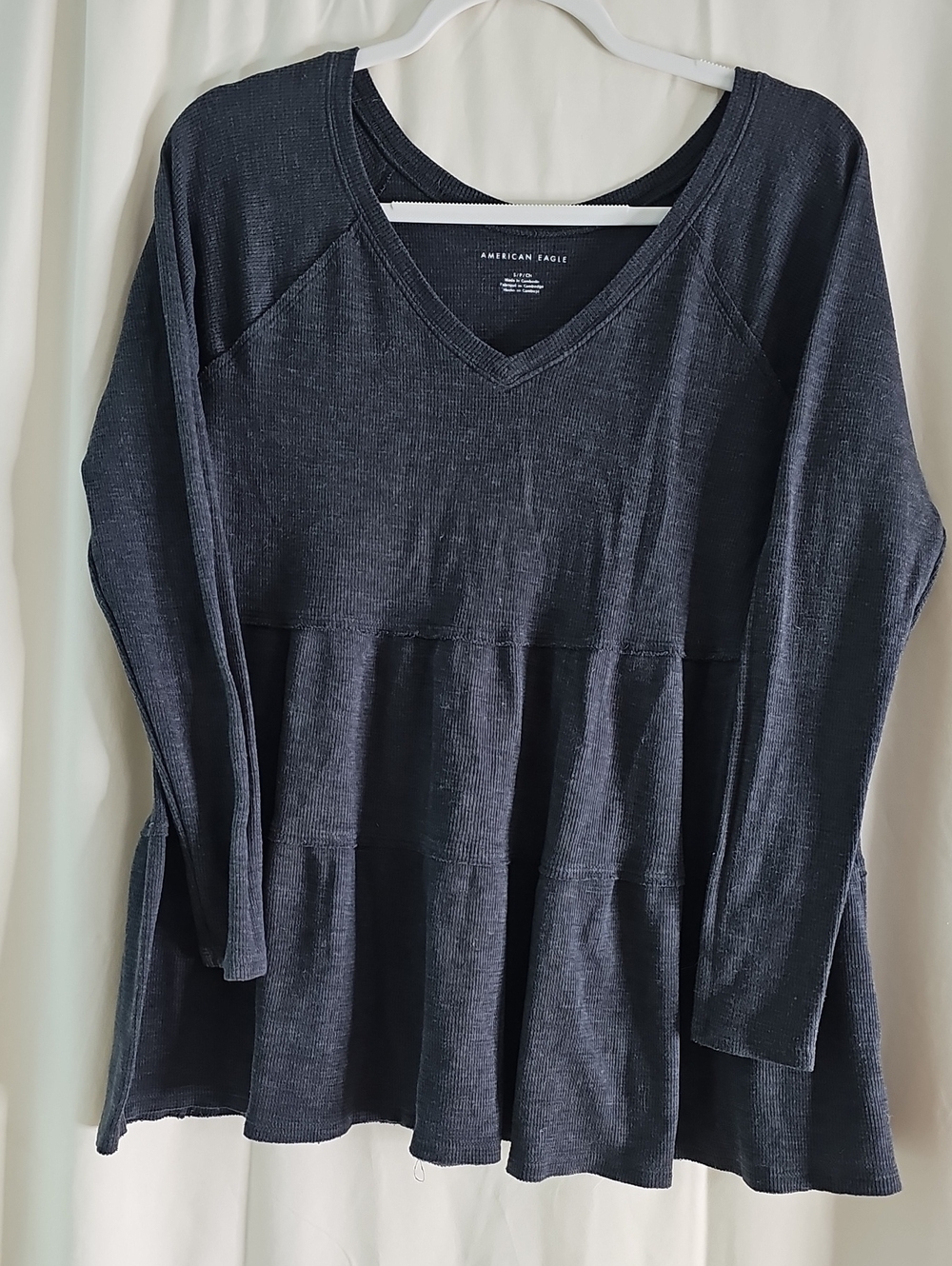 American Eagle Outfitters Black V-Neck Tiered Peplum Tunic